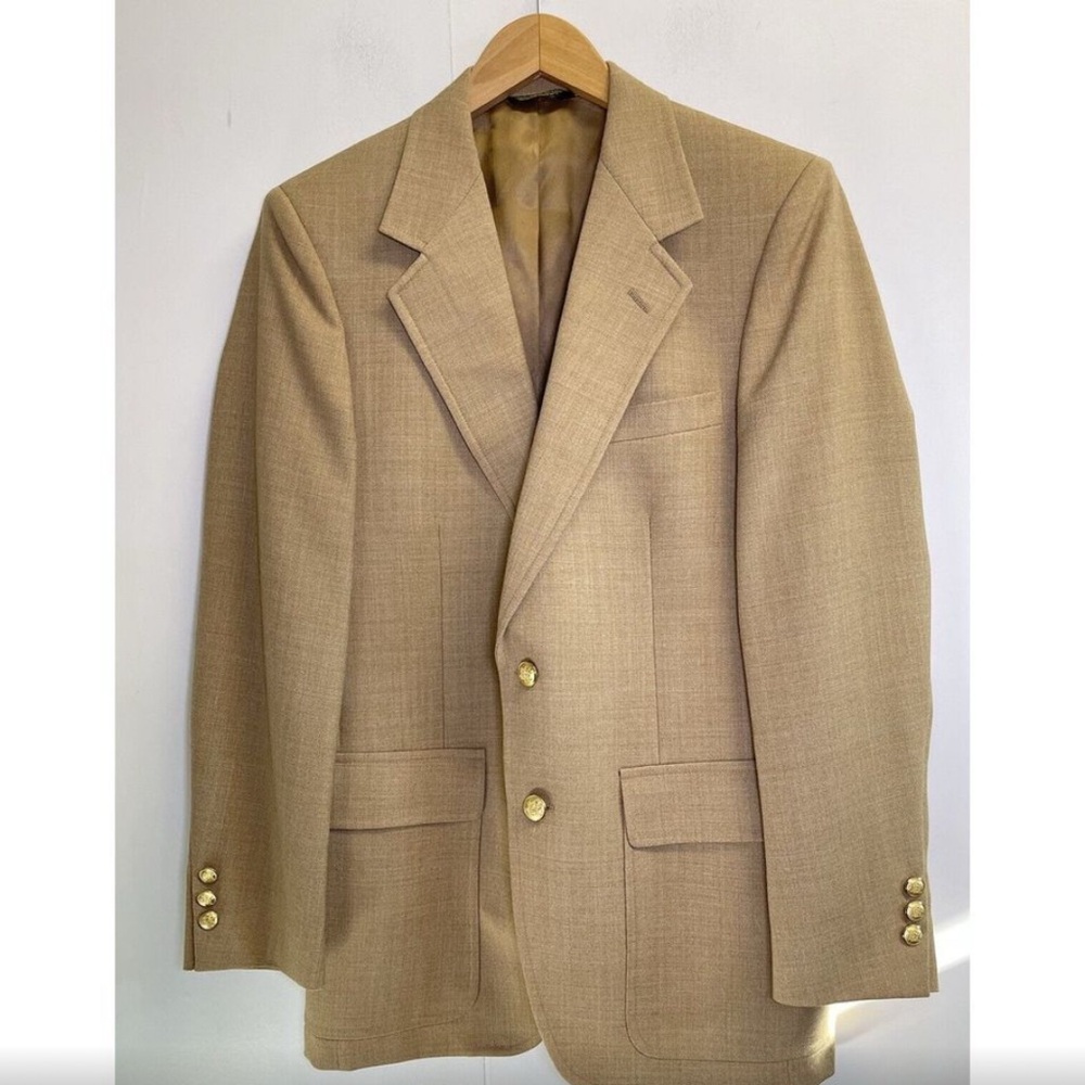 Classic Tan Sportcoat with Gold Buttons